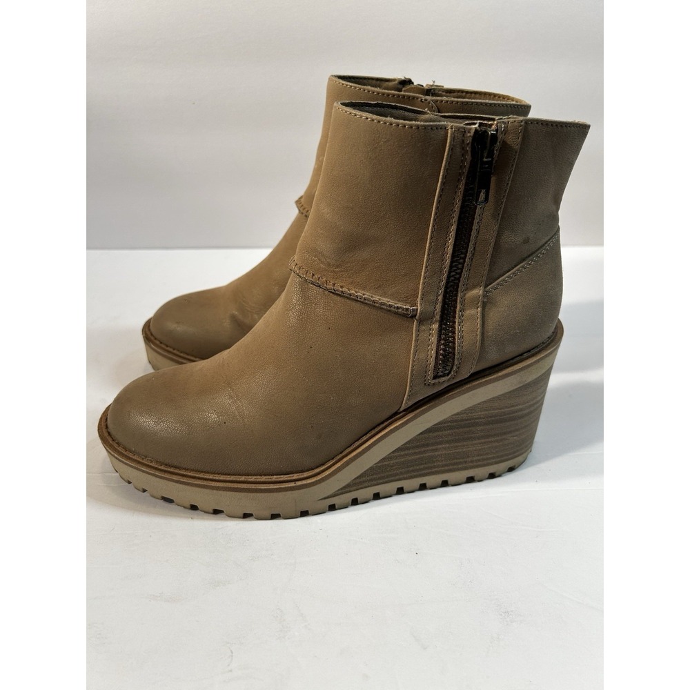 MIA Sander Women's 8.5 Brown Wedge Ankle Boots Side Zip Lug Sole Booty
